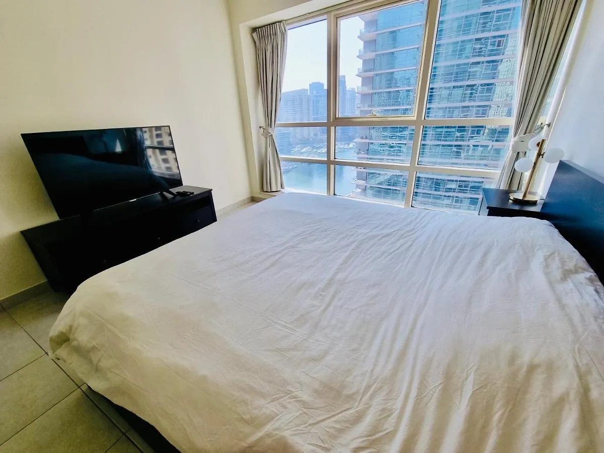 Emaar Marina Quays - Oriental - Full Apartment ドバイ